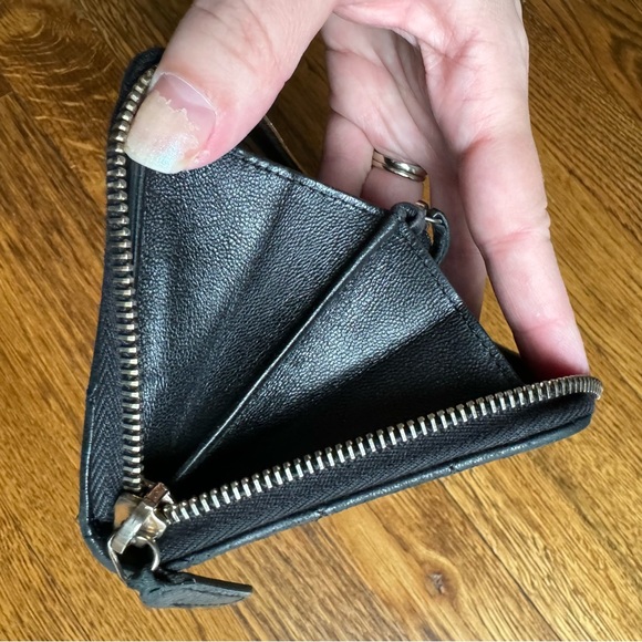 Chanel 2014 Interlocking CC Quilted Continental Zip Around Wallet - Picture 17 of 17